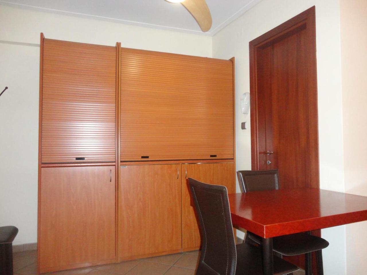 Lirio Guest House Makrakómi Екстериор снимка