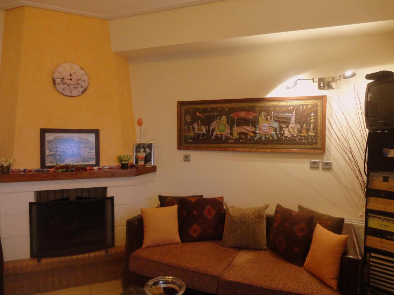 Lirio Guest House Makrakómi Екстериор снимка