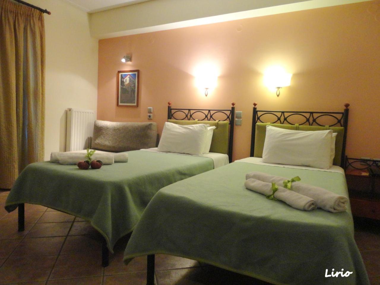Lirio Guest House Makrakómi Екстериор снимка